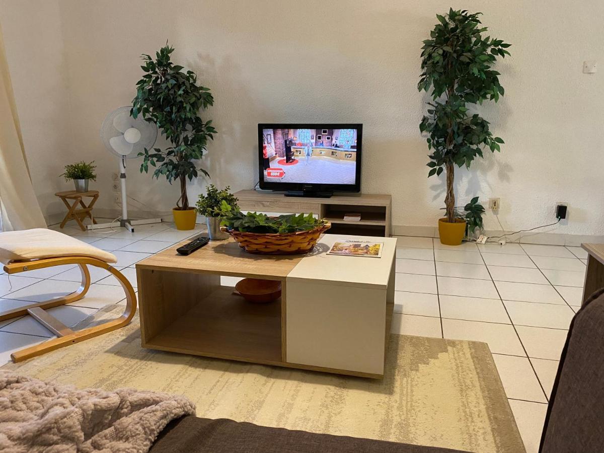 Apartment Au Pied De La Cite, T3 Au Calme Carcassonne